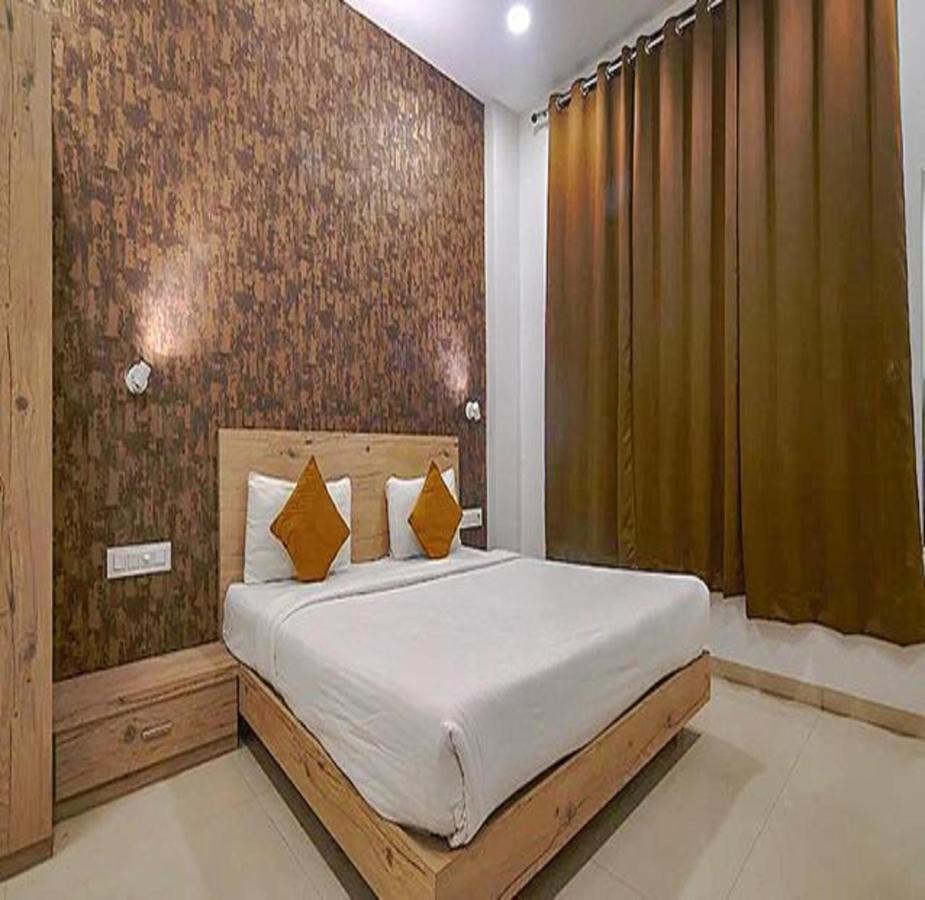 Hrg Destiny Hotels 54 Indore Exterior photo